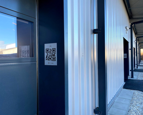 Projekt NES - Lagerhallen mit QR-Codes